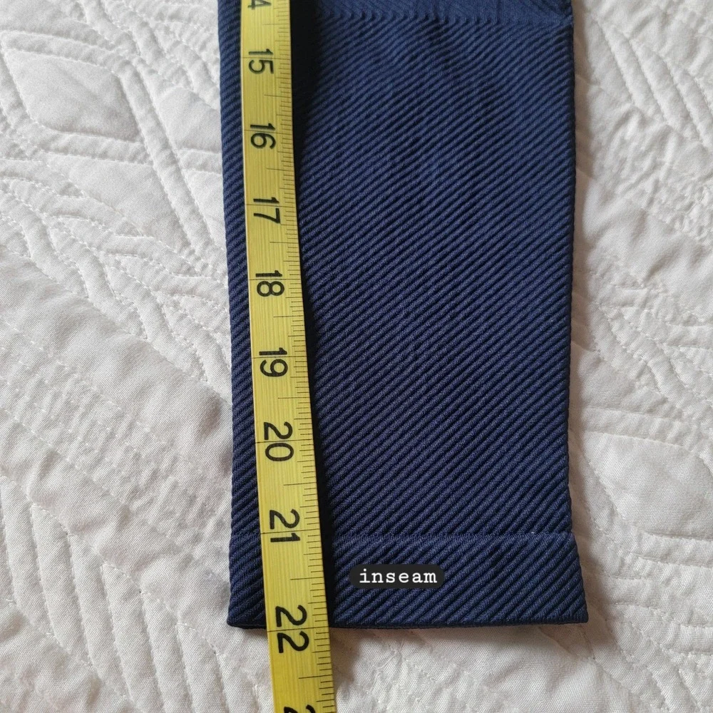 NWT SPANX Blue Rib Seamless Leggings‎ in Navy Haze Size Small